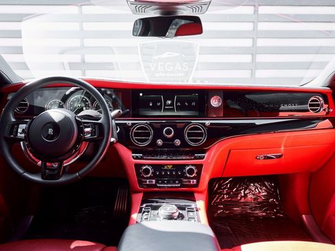 Used 2022 Rolls-Royce Ghost Base w/ Ghost Package image 62