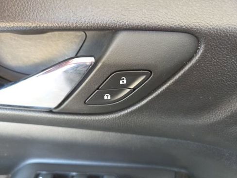 Used 2023 GMC Acadia SLT FWD image 57