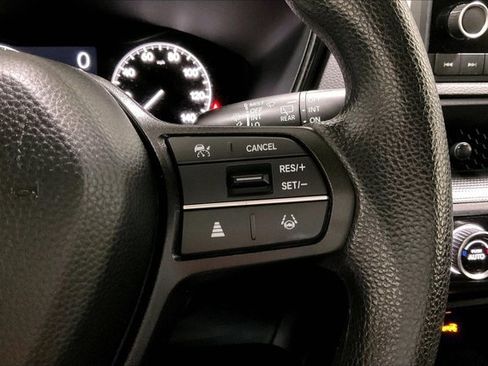 Used 2025 Honda CR-V LX image 19