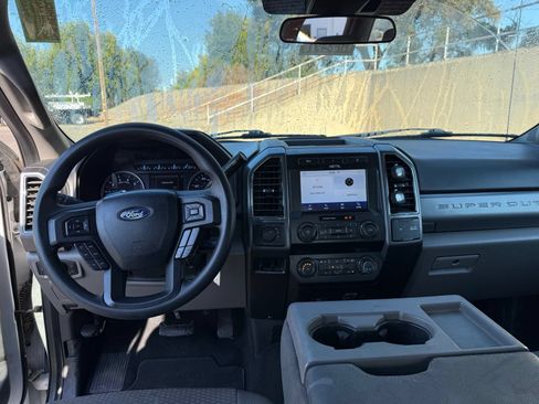 Used 2020 Ford F250 XLT AWD/4WD image 10
