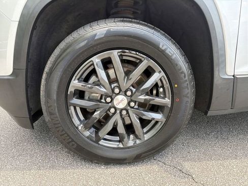 Used 2019 GMC Acadia SLT AWD/4WD image 11