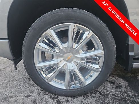 Certified 2025 Chevrolet Silverado 1500 High Country image 34