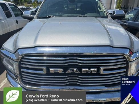 Used 2022 RAM 2500 Laramie AWD/4WD image 2