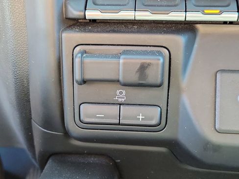 Used 2020 GMC Sierra 1500 Elevation w/ Elevation Value Package AWD/4WD image 34