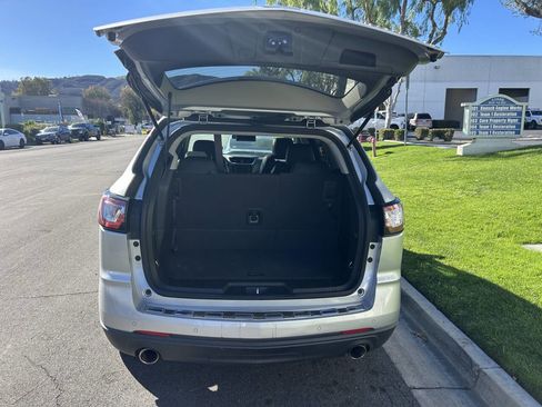 Used 2015 Chevrolet Traverse LTZ image 6