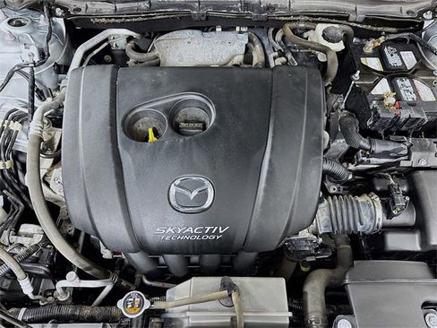 Used 2018 MAZDA MAZDA3 Sport image 28