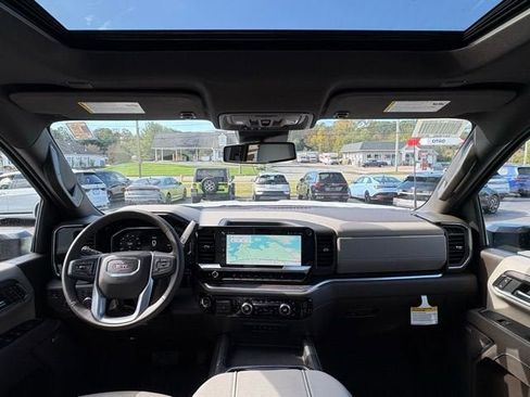 New 2026 GMC Sierra 2500 SLT image 20