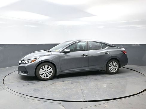 Used 2023 Nissan Sentra S image 9