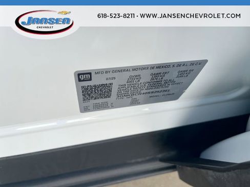 Used 2025 Chevrolet Blazer LT FWD image 33