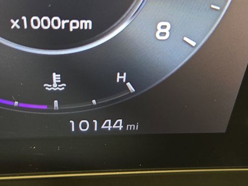 Used 2024 Kia Sportage SX image 19