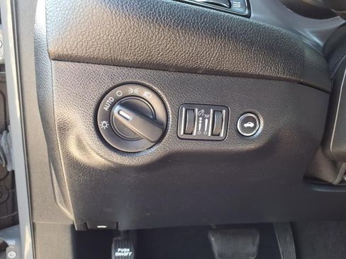 Used 2023 Dodge Challenger SXT image 24