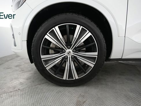 Used 2023 Volvo C40 P8 Recharge Plus AWD/4WD image 20