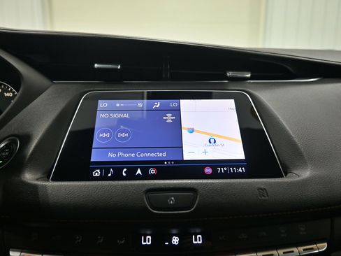 Used 2019 Cadillac XT4 Sport AWD/4WD image 11