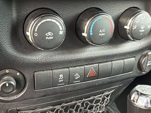 Used 2016 Jeep Wrangler Unlimited Sport w/ Quick Order Package 24S AWD/4WD image 34