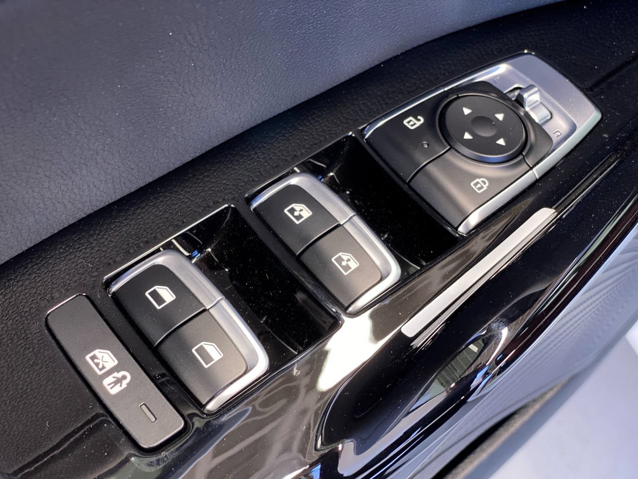 New 2026 Kia K5 GT-Line w/ GT-Line Red Interior Package FWD image 18