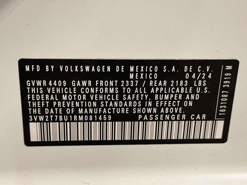 Used 2024 Volkswagen Jetta GLI Autobahn image 30