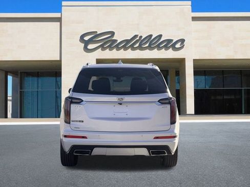 Certified 2022 Cadillac XT6 Sport w/ Technology Package image 5