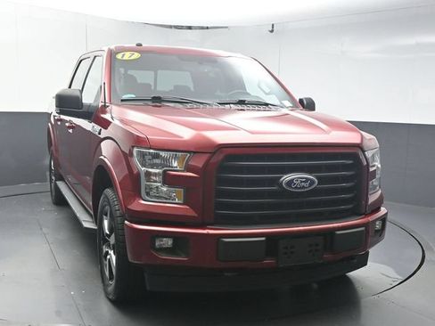 Used 2017 Ford F150 XLT w/ Equipment Group 302A Luxury AWD/4WD image 2