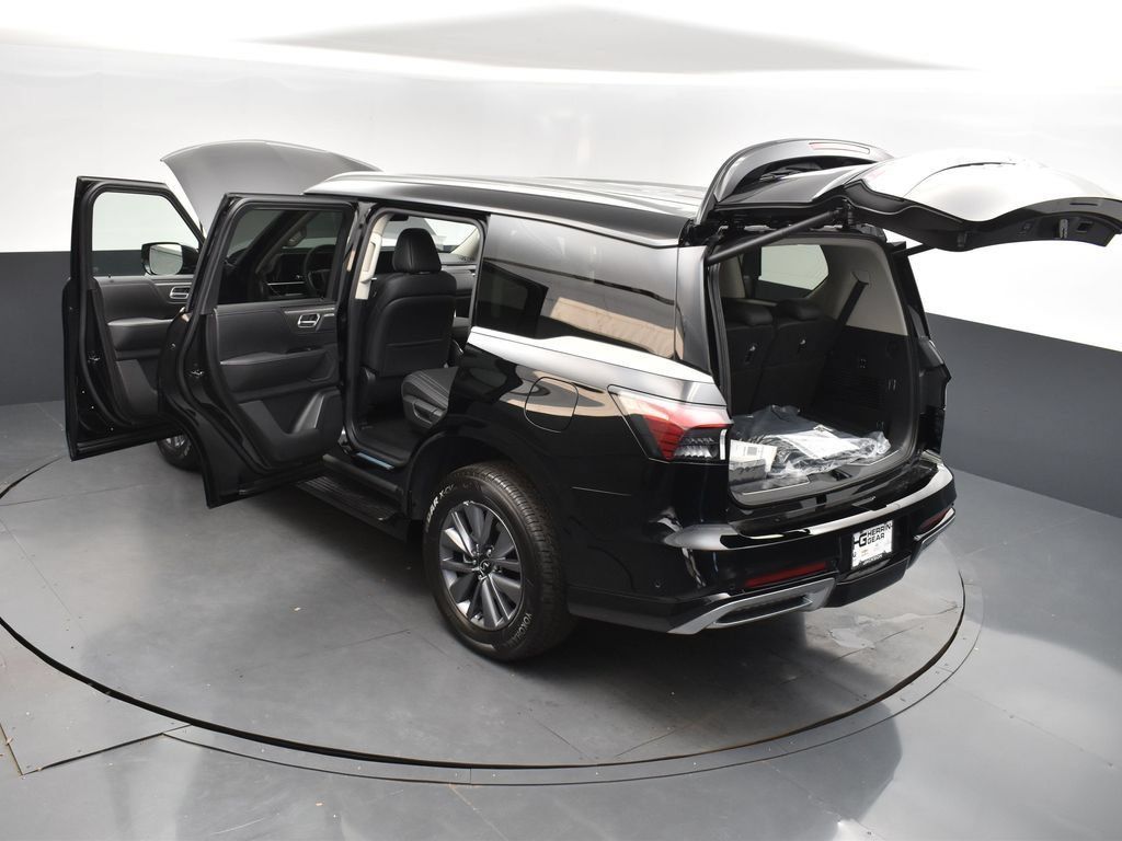 Used 2025 INFINITI QX80 Pure RWD image 2