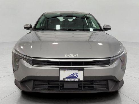Used 2025 Kia K4 FWD image 12