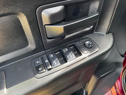 Used 2018 RAM 1500 Express w/ Express Value Package AWD/4WD image 21