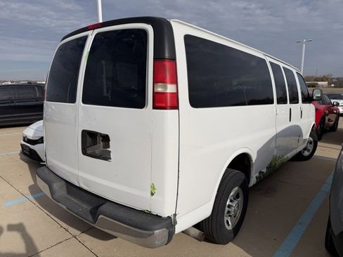 Used 2014 Chevrolet Express 3500 LT w/ LT Preferred Equipment Group image 2