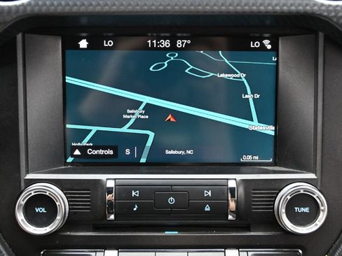 Used 2017 Ford Mustang GT Premium w/ GT Performance Package RWD image 31