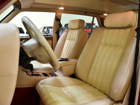 Used 1998 Bentley Brooklands Long Wheelbase RWD image 43