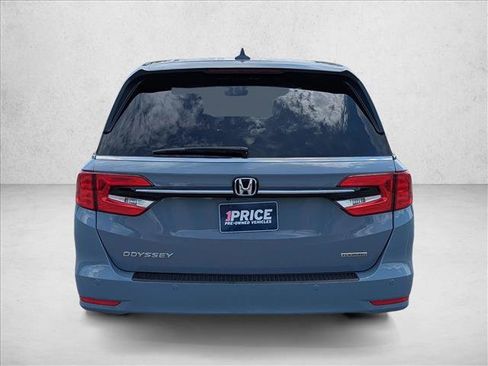 Used 2024 Honda Odyssey Touring image 6