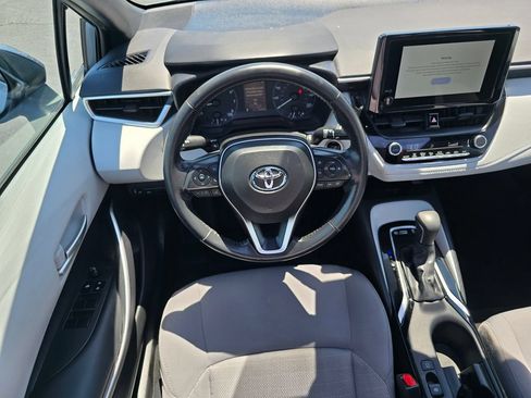 Used 2024 Toyota Corolla SE w/ SE Premium Package FWD image 17