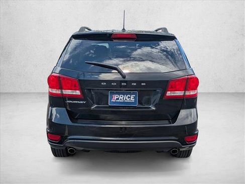 Used 2018 Dodge Journey SXT FWD image 7