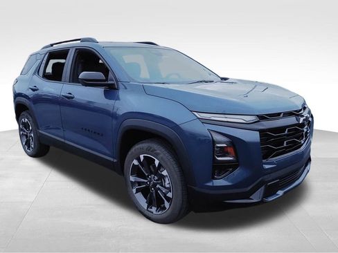 Certified 2025 Chevrolet Equinox RS w/ Safety and Technology Package image 3