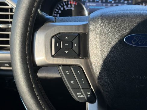 Used 2017 Ford F250 Platinum w/ Platinum Ultimate Package image 15