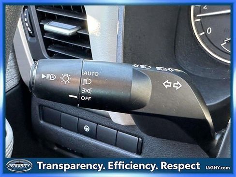 Certified 2023 Nissan Rogue SV image 36