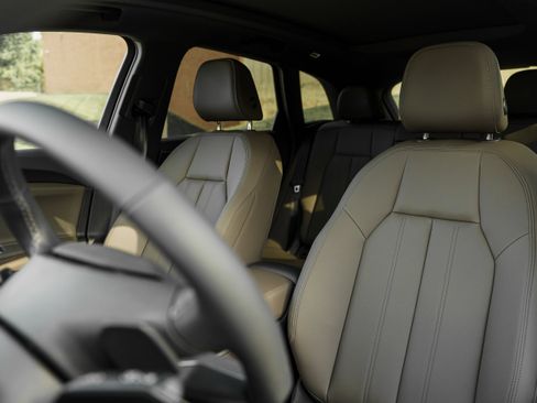 New 2026 Audi Q5 Premium AWD/4WD image 21