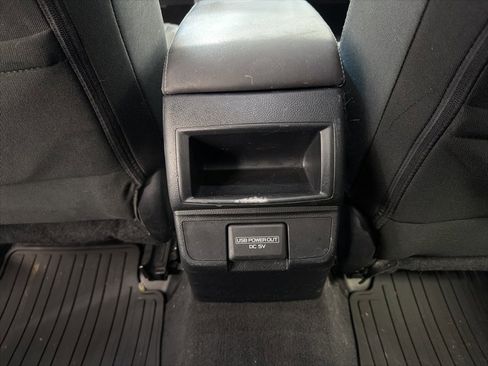 Used 2018 Subaru Outback 2.5i Premium image 20