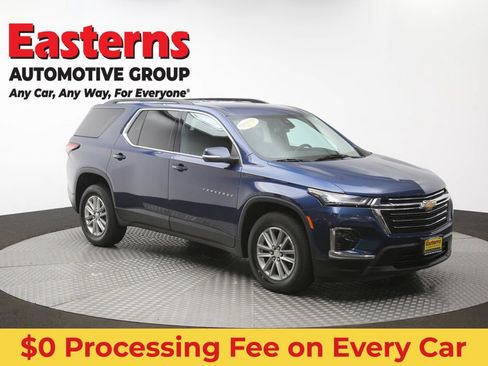Used 2023 Chevrolet Traverse LT AWD/4WD image 49