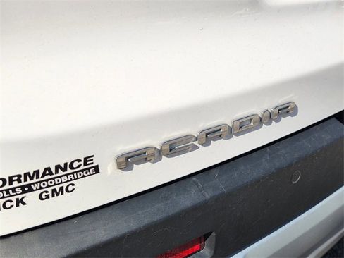 Used 2023 GMC Acadia SLE w/ Driver Convenience Package image 9