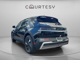 New 2026 Hyundai Ioniq 5 SE video 2