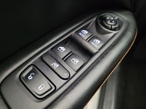 Used 2019 Jeep Compass Limited image 27