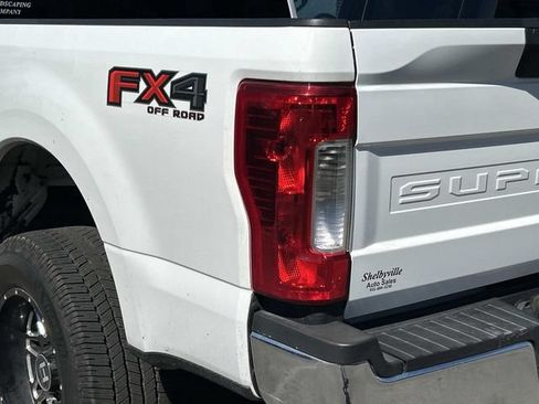 Used 2017 Ford F250 XL w/ Power Equipment Group AWD/4WD image 7