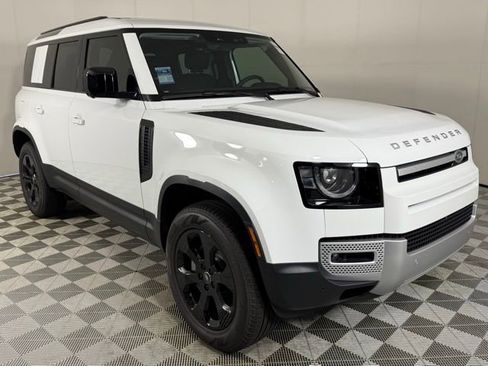 New 2025 Land Rover Defender 110 S image 8