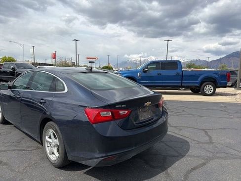 Used 2017 Chevrolet Malibu LS FWD image 10