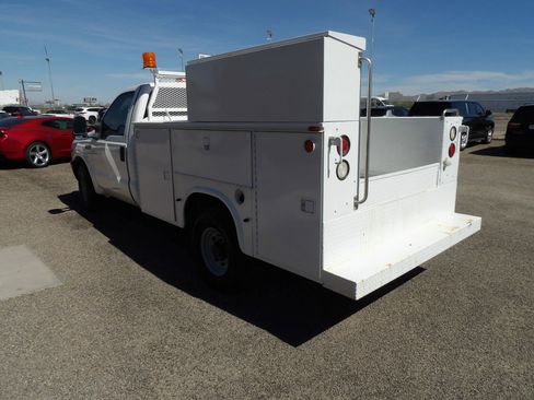 Used 2008 Ford F250 XL RWD image 6