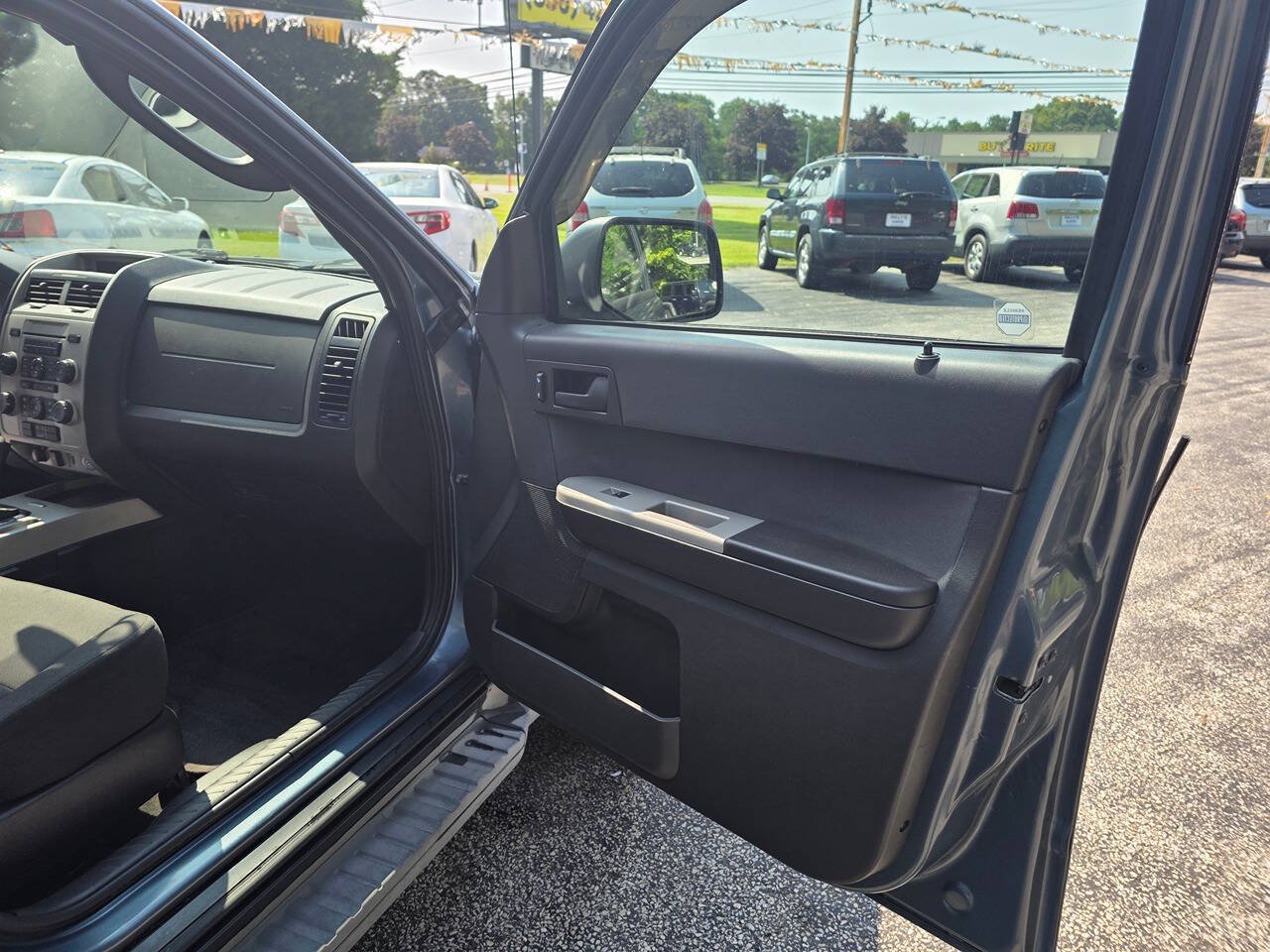 Used 2010 Ford Escape XLT AWD/4WD image 20