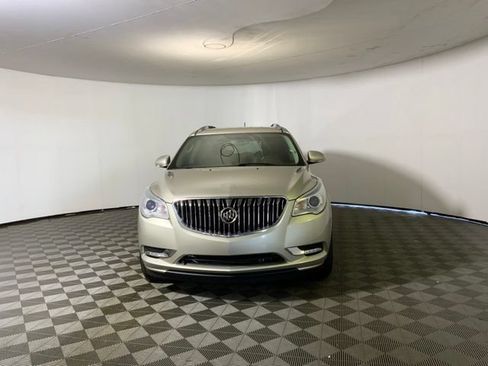 Used 2014 Buick Enclave Leather FWD image 2