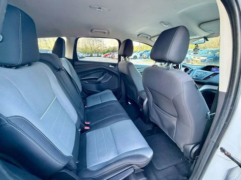 Used 2014 Ford Escape SE image 12