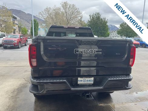 Used 2022 GMC Sierra 1500 Elevation w/ Elevation Premium Package image 6