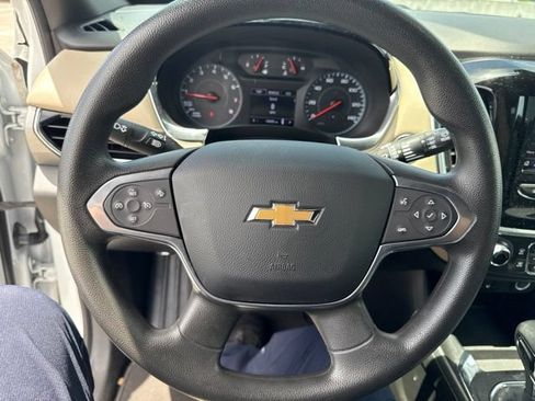Used 2023 Chevrolet Traverse LS w/ Safety Package FWD image 7