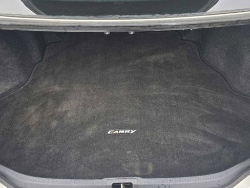 Used 2013 Toyota Camry SE FWD image 30